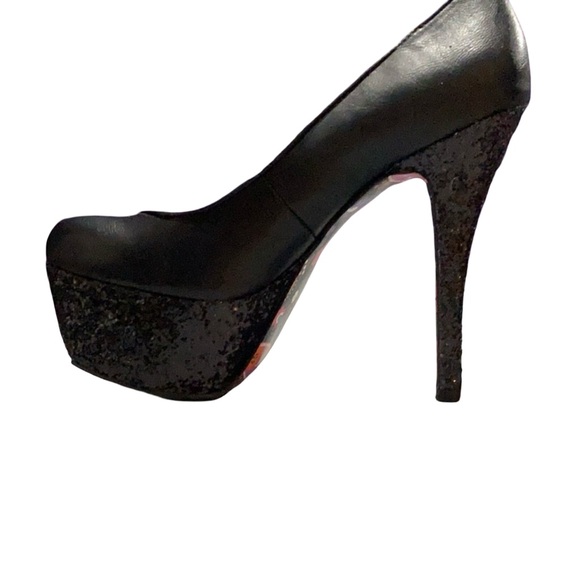 Betsey Johnson Black Women's Shoes - Picture 9 of 10